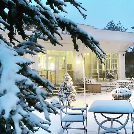 Hotel Univers 4*