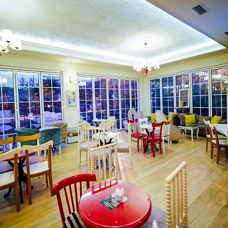 Univers Hotel Elbasan