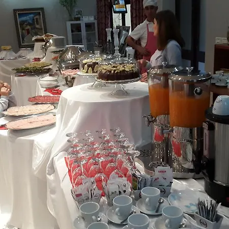 Univers Hotel Elbasan