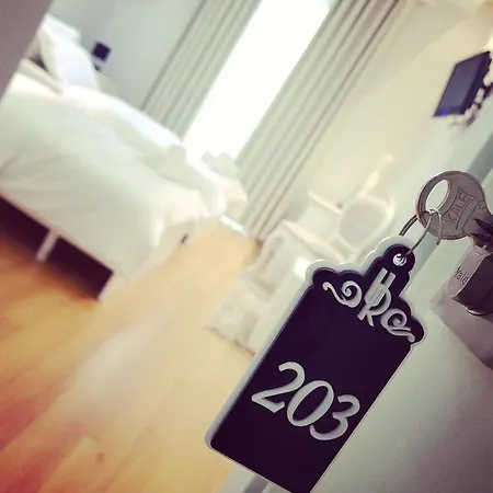 Univers Resort 4*